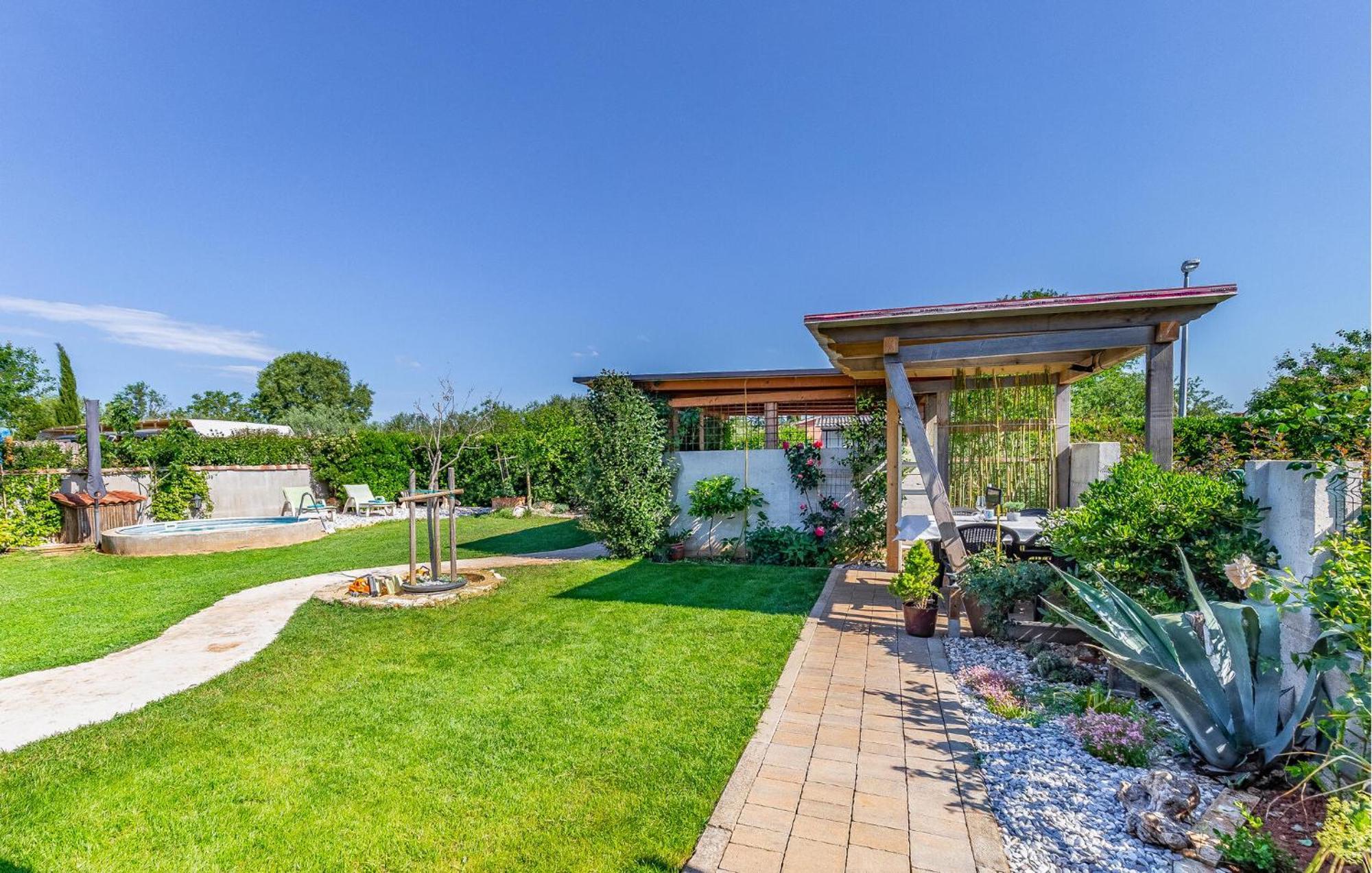Beautiful Home In Skatari With Kitchen Pula Buitenkant foto